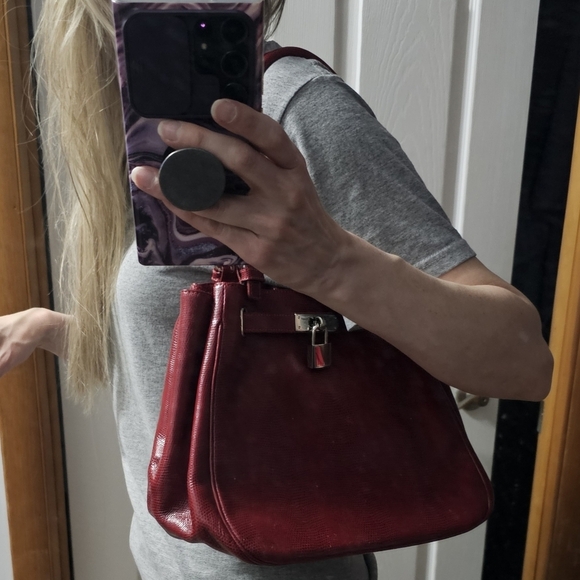 Vintage Muska Made In Italy red pebbled leather hobo satchel turn lock - Picture 12 of 12